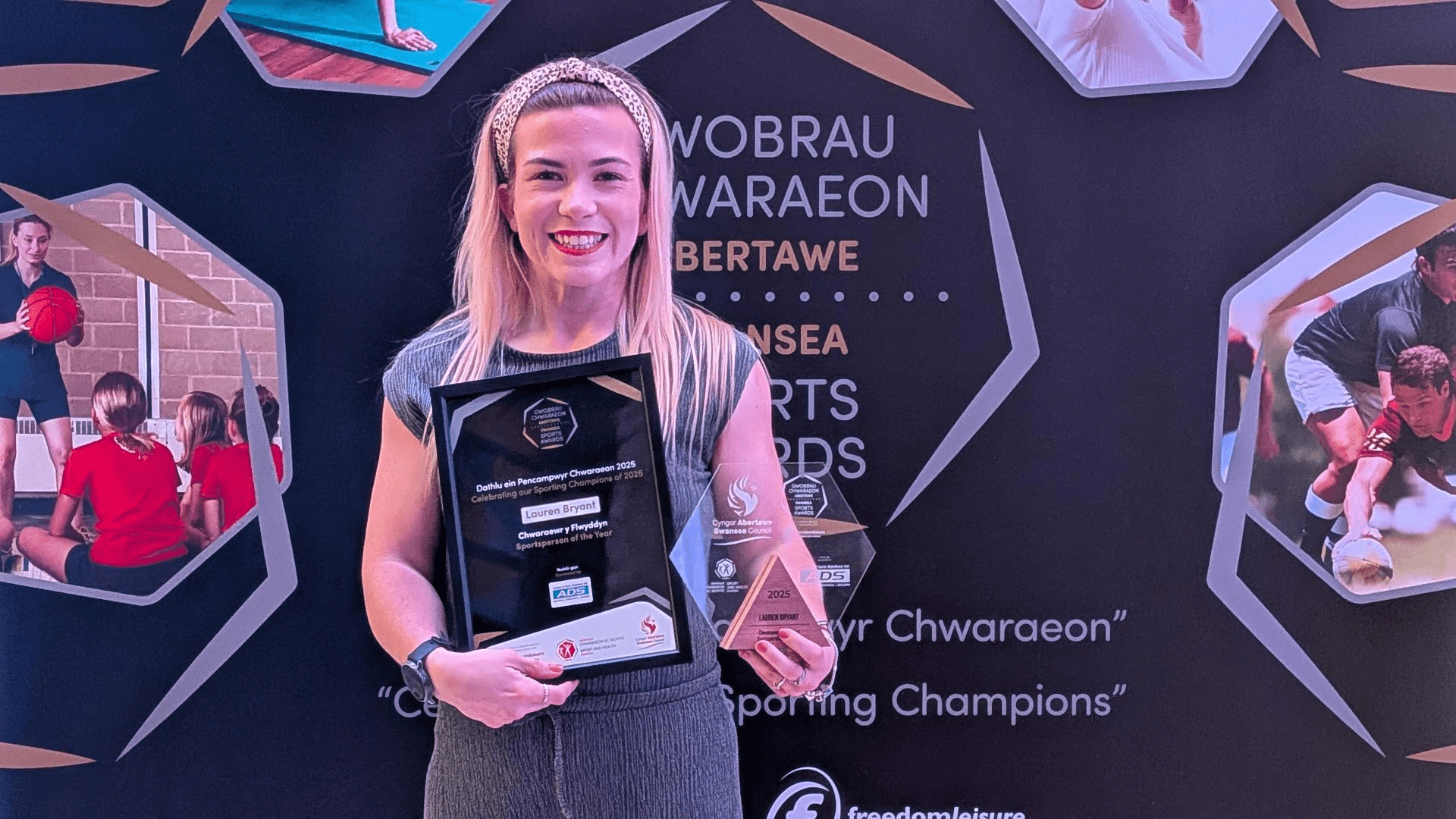 Gwobrau Chwaraeon Abertawe’n dathlu arwyr chwaraeon lleol
